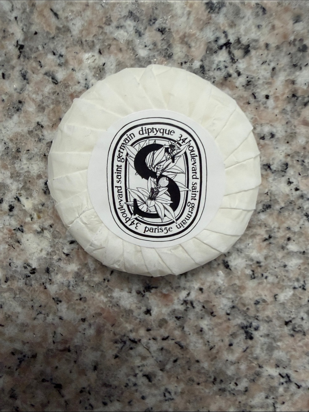 NWT diptyque 34 boulevard saint Germaine soap 30g (1.06oz)